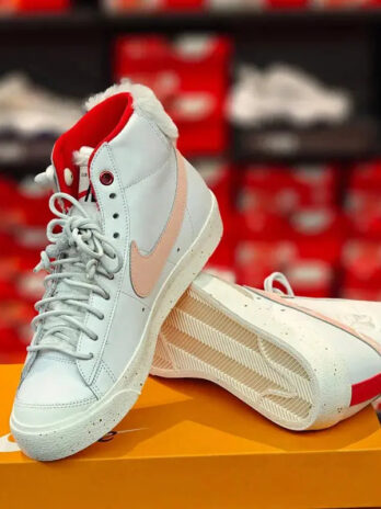 Nike High Top Board Shoes Women’s Shoes 2024 New BLAZER MID 77 Trailblazer Lightweight Casual Shoes Classic Retro Sneakers